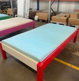 Red briks med madras (90x160)