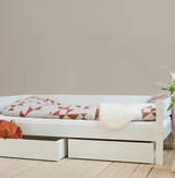 Huxie hvid børneseng med lamelbund, Afros